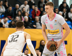 nikola-jovic-manfaatkan-kesempatan-bogdanovich-cedera