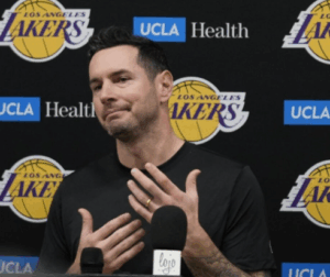 rob-pelinka-resmikan-perpanjangan-kontrak-jj-redick