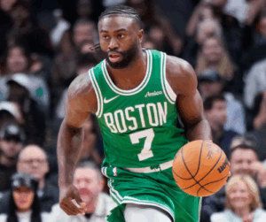 jaylen-brown-meninggalkan-pertandingan-karena-cedera