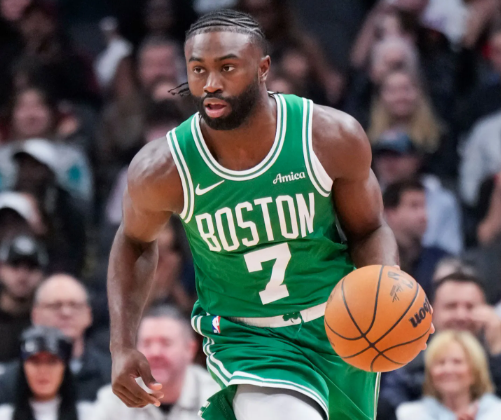 jaylen-brown-meninggalkan-pertandingan-karena-cedera