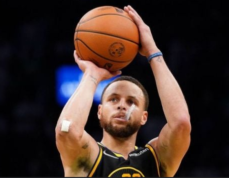 stephen-curry-kaget-usai-melihat-peforma-gordon-yang-memukau