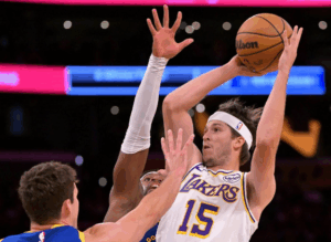 jj-redick-bahagia-usai-reaves-menjadi-penentu-kemenangan