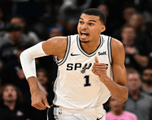 mitch-johnson-komentari-permainan-wembanyama