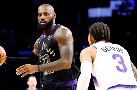 jj-redick-berikan-info-kondisi-lebron-usai-jalani-debut