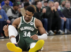 giannis-akan-absen-3-pekan-usai-alami-cedera-betis