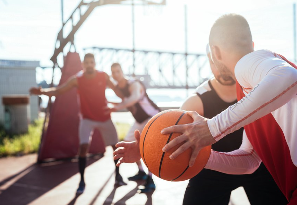 teknik-dasar-dribble-yang-wajib-dikuasai-pemain-basket