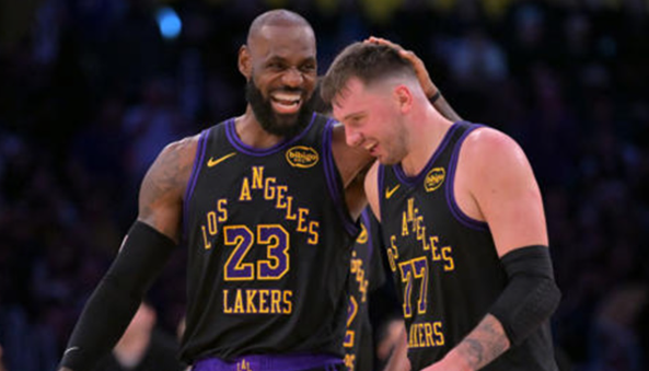 lebron-dapatkan-pujian-usai-tampil-gemilang-lawan-grizzlies