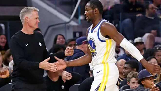 steve-kerr-buka-suara-tentang-masa-depan-jonathan-kuminga