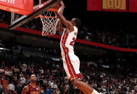 Comeback Dramatis di Kuarter Terakhir Arena Basket Memanas